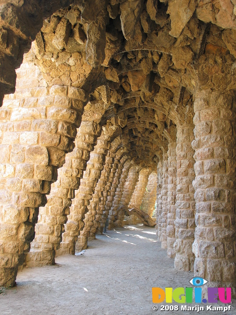 21175 Walkway arches